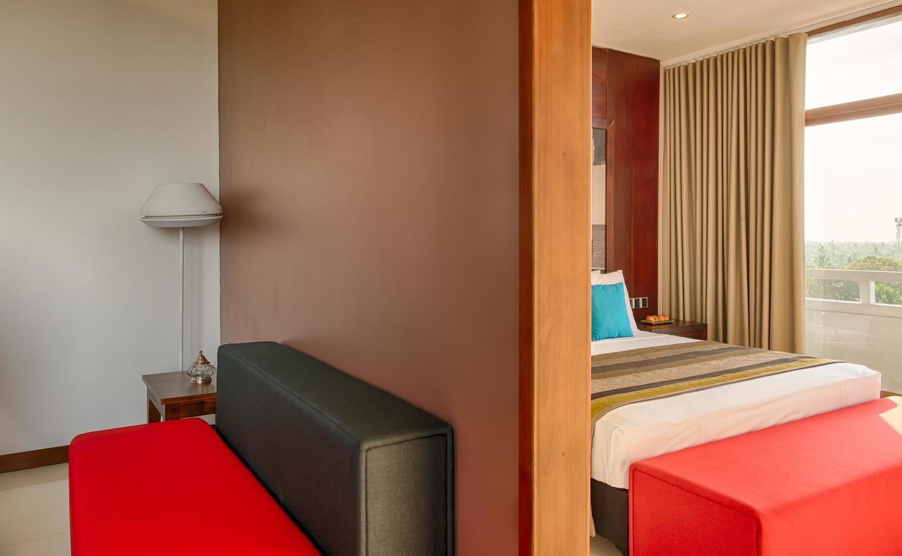 Northgate Jaffna Otel Dış mekan fotoğraf